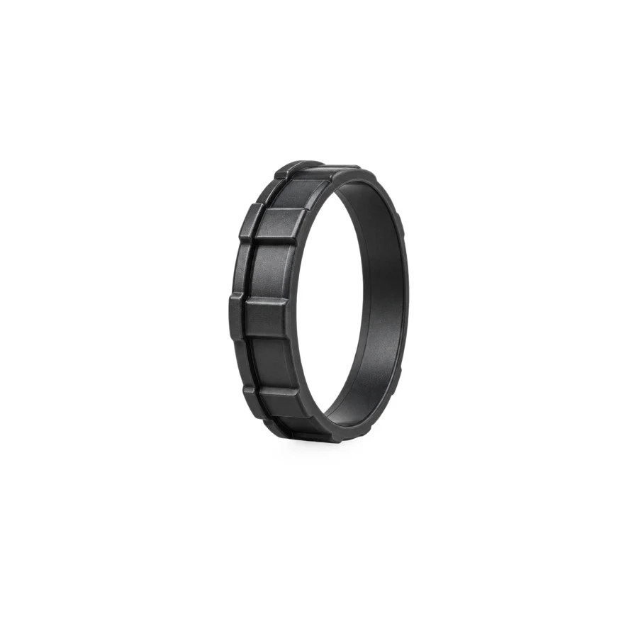 Handlebar grip retaining ring